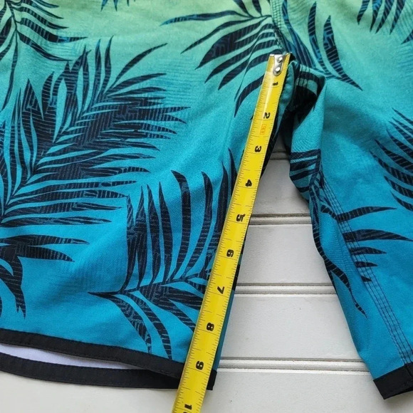 Burnside Swim Trunks Board Shorts Mens 34 Back Pocket No Linear Palm Blue Tree’s - Picture 10 of 11